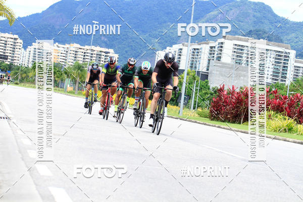 Buy your photos of the eventCircuito Shopping Metropolitano Barra da Tijuca on Fotop