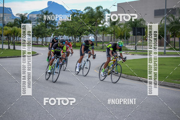 Buy your photos of the eventCircuito Shopping Metropolitano Barra da Tijuca on Fotop