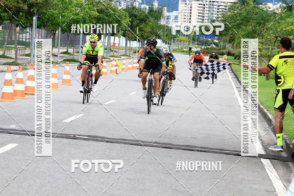 Buy your photos of the eventCircuito Shopping Metropolitano Barra da Tijuca on Fotop