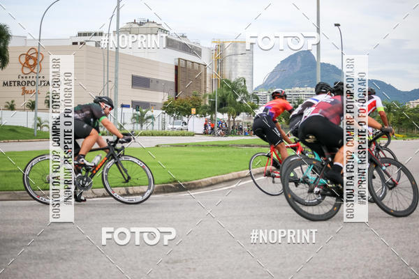 Buy your photos of the eventCircuito Shopping Metropolitano Barra da Tijuca on Fotop
