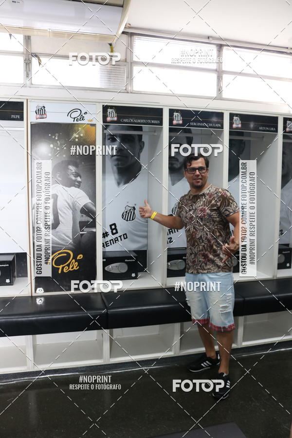 Buy your photos of the eventTour Vila Belmiro - 18 de Novembro on Fotop