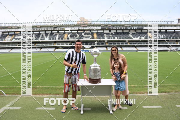 Buy your photos of the eventTour Vila Belmiro - 18 de Novembro on Fotop