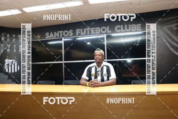 Buy your photos of the eventTour Vila Belmiro - 18 de Novembro on Fotop