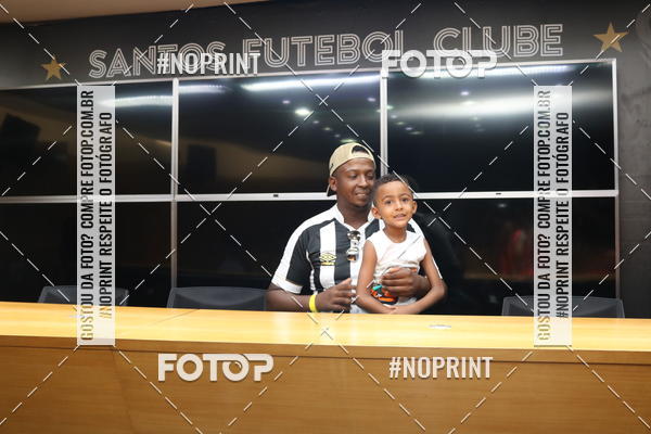 Buy your photos of the eventTour Vila Belmiro - 18 de Novembro on Fotop