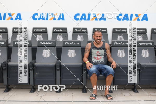 Buy your photos of the eventTour Vila Belmiro - 18 de Novembro on Fotop