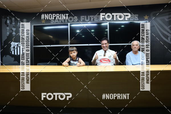 Achetez vos photos de l'vnementTour Vila Belmiro - 18 de Novembro sur Fotop