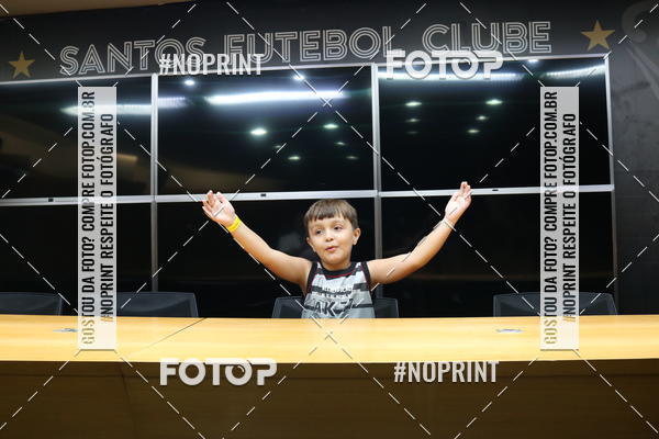 Achetez vos photos de l'vnementTour Vila Belmiro - 18 de Novembro sur Fotop