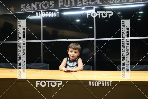 Achetez vos photos de l'vnementTour Vila Belmiro - 18 de Novembro sur Fotop