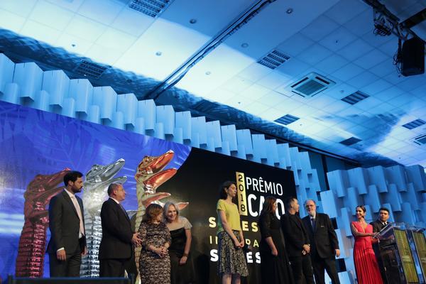 Buy your photos of the eventPRMIO CAIO 2018 on Fotop