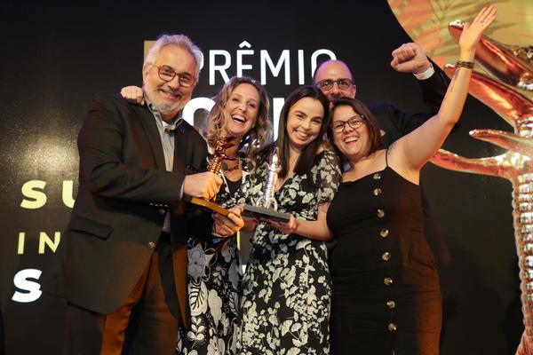 Buy your photos of the eventPRMIO CAIO 2018 on Fotop