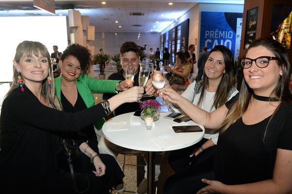 Buy your photos of the eventPRMIO CAIO 2018 on Fotop