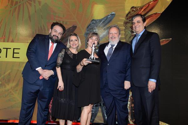 Buy your photos of the eventPRMIO CAIO 2018 on Fotop