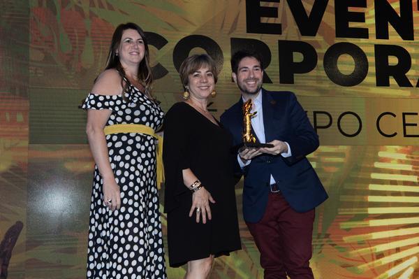 Buy your photos of the eventPRMIO CAIO 2018 on Fotop