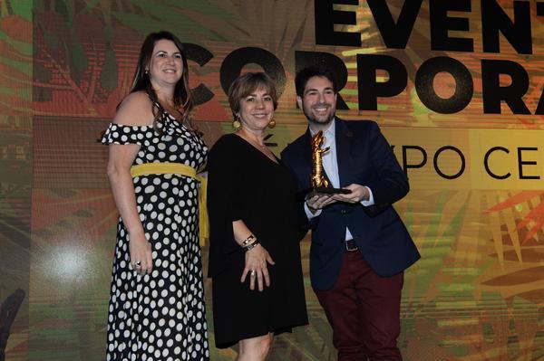 Buy your photos of the eventPRMIO CAIO 2018 on Fotop