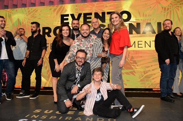 Buy your photos of the eventPRMIO CAIO 2018 on Fotop