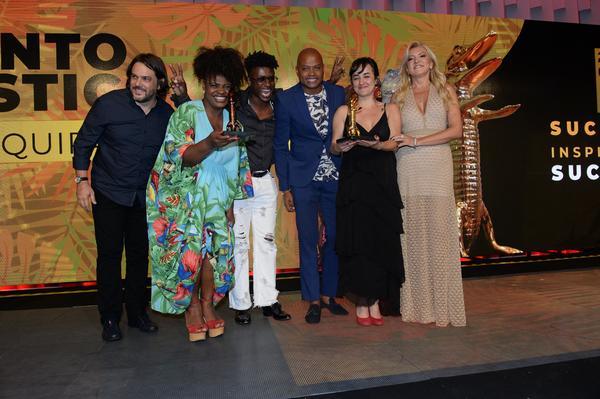 Buy your photos of the eventPRMIO CAIO 2018 on Fotop