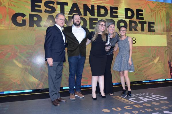 Buy your photos of the eventPRMIO CAIO 2018 on Fotop