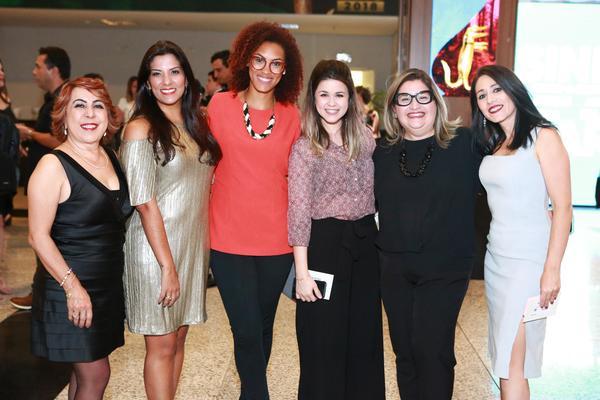 Buy your photos of the eventPRMIO CAIO 2018 on Fotop