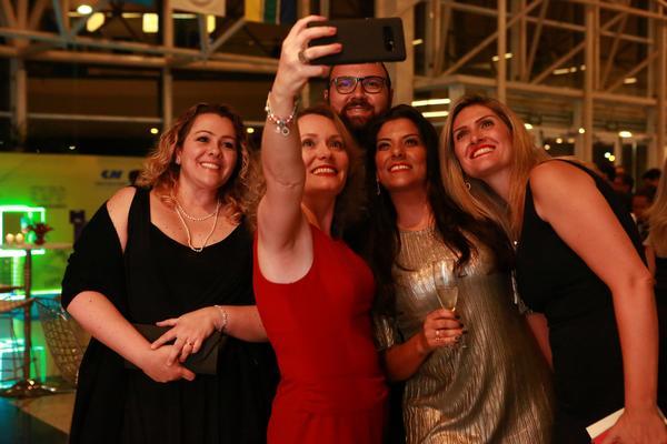 Buy your photos of the eventPRMIO CAIO 2018 on Fotop