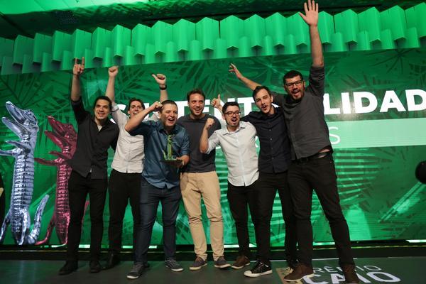 Buy your photos of the eventPRMIO CAIO 2018 on Fotop