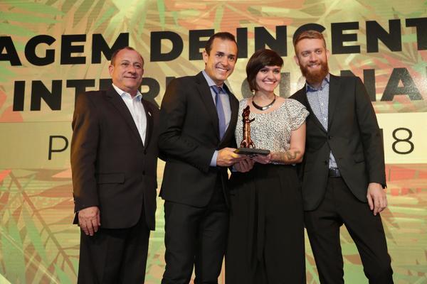 Buy your photos of the eventPRMIO CAIO 2018 on Fotop