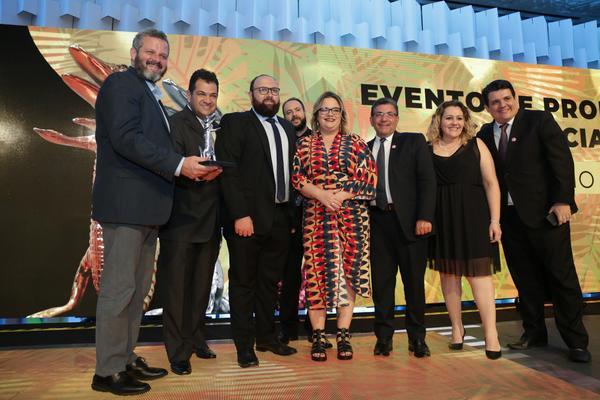 Buy your photos of the eventPRMIO CAIO 2018 on Fotop