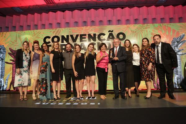 Buy your photos of the eventPRMIO CAIO 2018 on Fotop