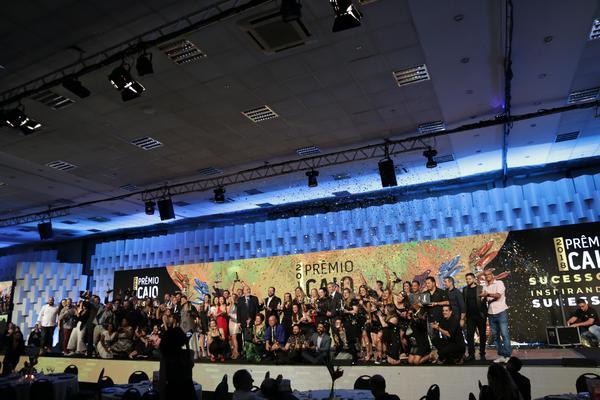 Buy your photos of the eventPRMIO CAIO 2018 on Fotop