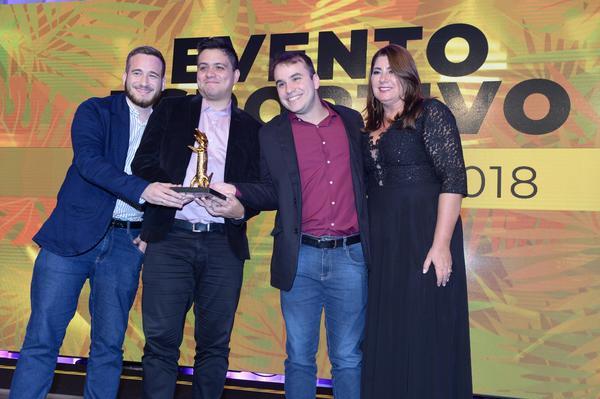 Buy your photos of the eventPRMIO CAIO 2018 on Fotop