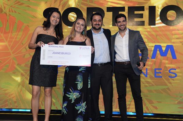 Buy your photos of the eventPRMIO CAIO 2018 on Fotop