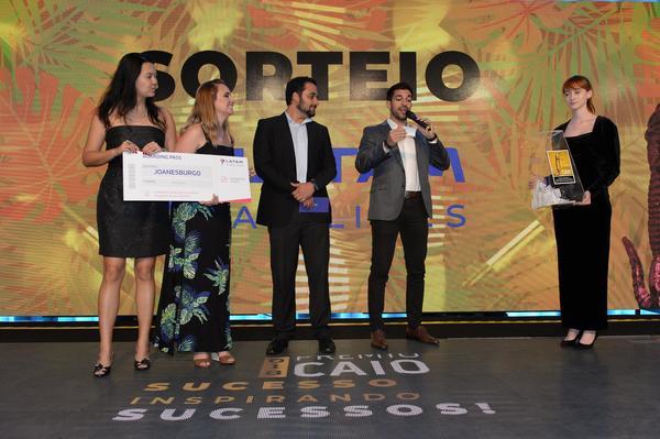 Buy your photos of the eventPRMIO CAIO 2018 on Fotop