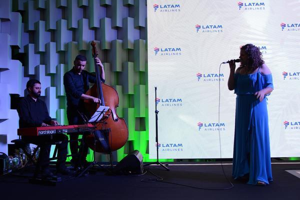 Buy your photos of the eventPRMIO CAIO 2018 on Fotop