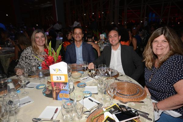 Buy your photos of the eventPRMIO CAIO 2018 on Fotop