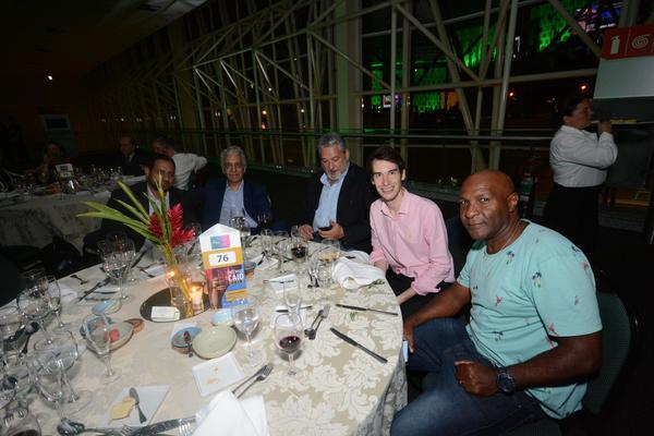 Buy your photos of the eventPRMIO CAIO 2018 on Fotop