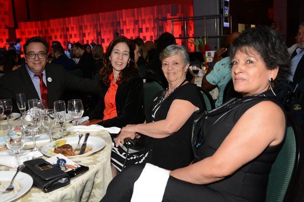 Buy your photos of the eventPRMIO CAIO 2018 on Fotop