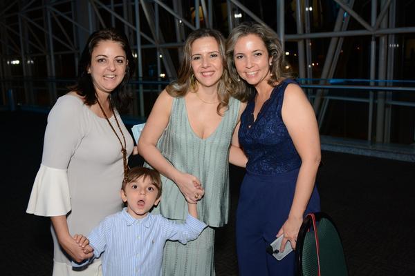 Buy your photos of the eventPRMIO CAIO 2018 on Fotop