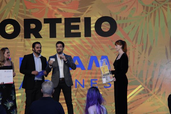 Buy your photos of the eventPRMIO CAIO 2018 on Fotop