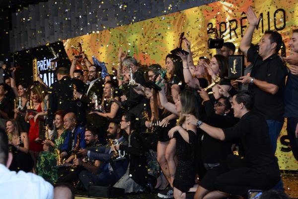 Buy your photos of the eventPRMIO CAIO 2018 on Fotop