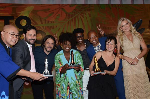 Buy your photos of the eventPRMIO CAIO 2018 on Fotop