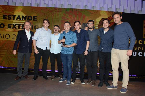 Buy your photos of the eventPRMIO CAIO 2018 on Fotop