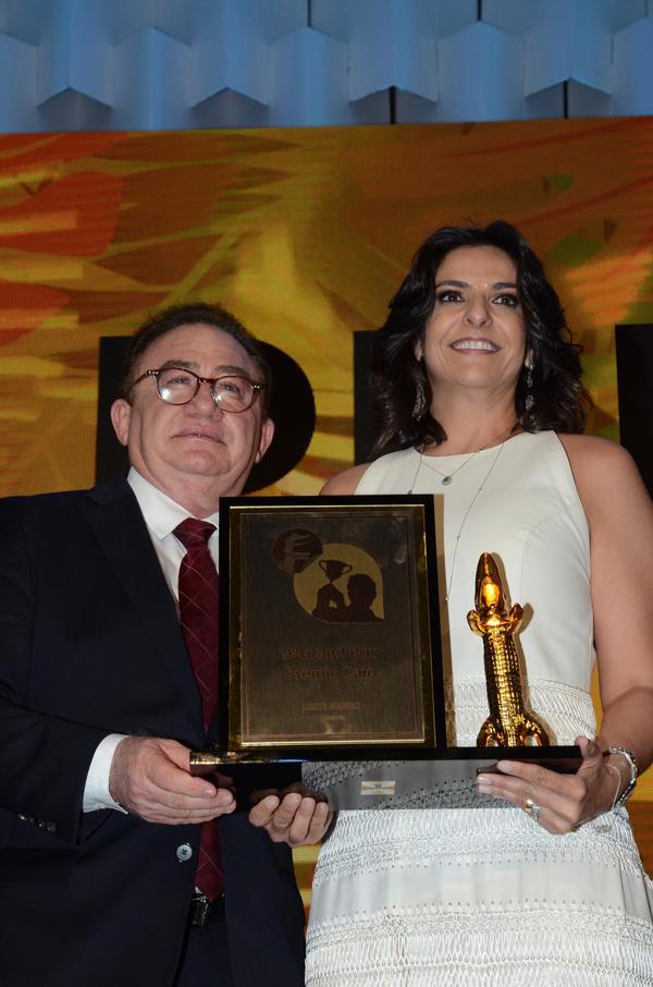 Buy your photos of the eventPRMIO CAIO 2018 on Fotop