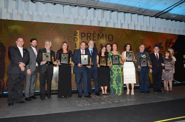 Buy your photos of the eventPRMIO CAIO 2018 on Fotop