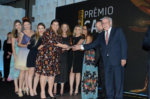 Buy your photos of the eventPRMIO CAIO 2018 on Fotop