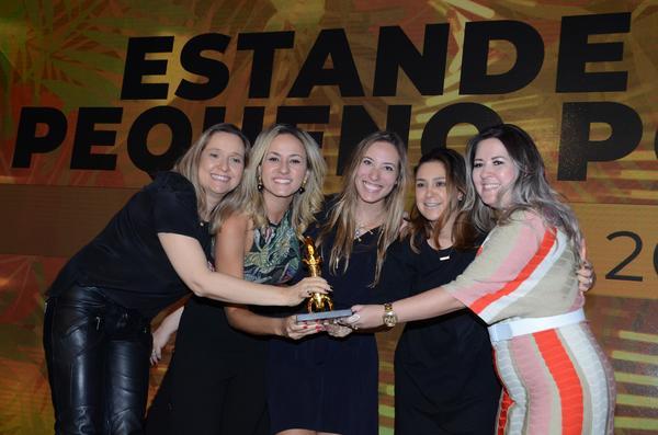 Buy your photos of the eventPRMIO CAIO 2018 on Fotop