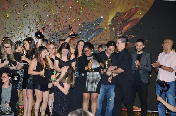 Buy your photos of the eventPRMIO CAIO 2018 on Fotop