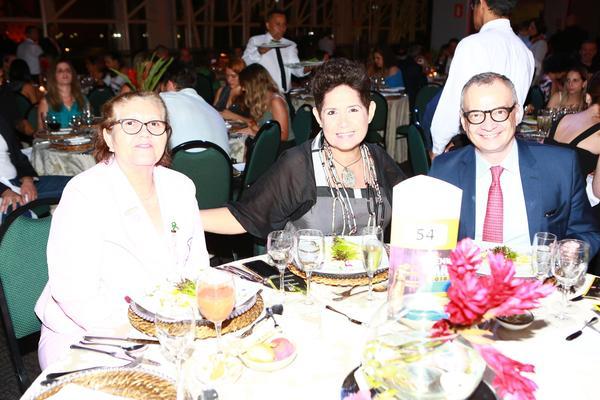 Buy your photos of the eventPRMIO CAIO 2018 on Fotop