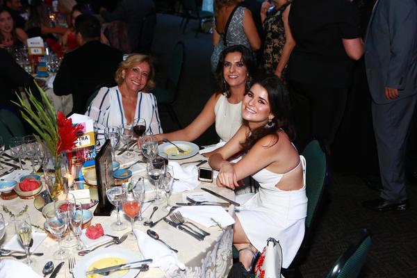 Buy your photos of the eventPRMIO CAIO 2018 on Fotop