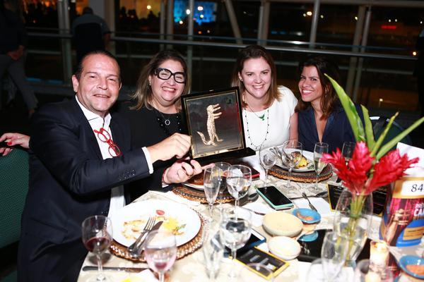 Buy your photos of the eventPRMIO CAIO 2018 on Fotop