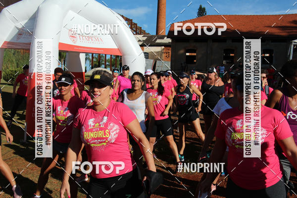 Buy your photos of the eventTreino Lets Run Girls on Fotop