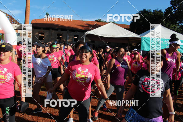 Buy your photos of the eventTreino Lets Run Girls on Fotop